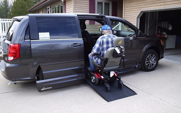 Wheelchair Accessible Vans >> Wheelchair Accessible Vans By Access Mobility Center In Midland Mi Wheelchair Accessible Vans >> Wheelchair Accessible Vans By Access Mobility Center In Midland Mi